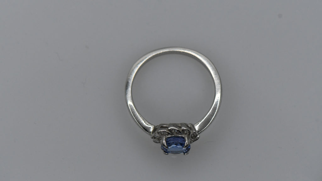 Round tanzanite silver ring