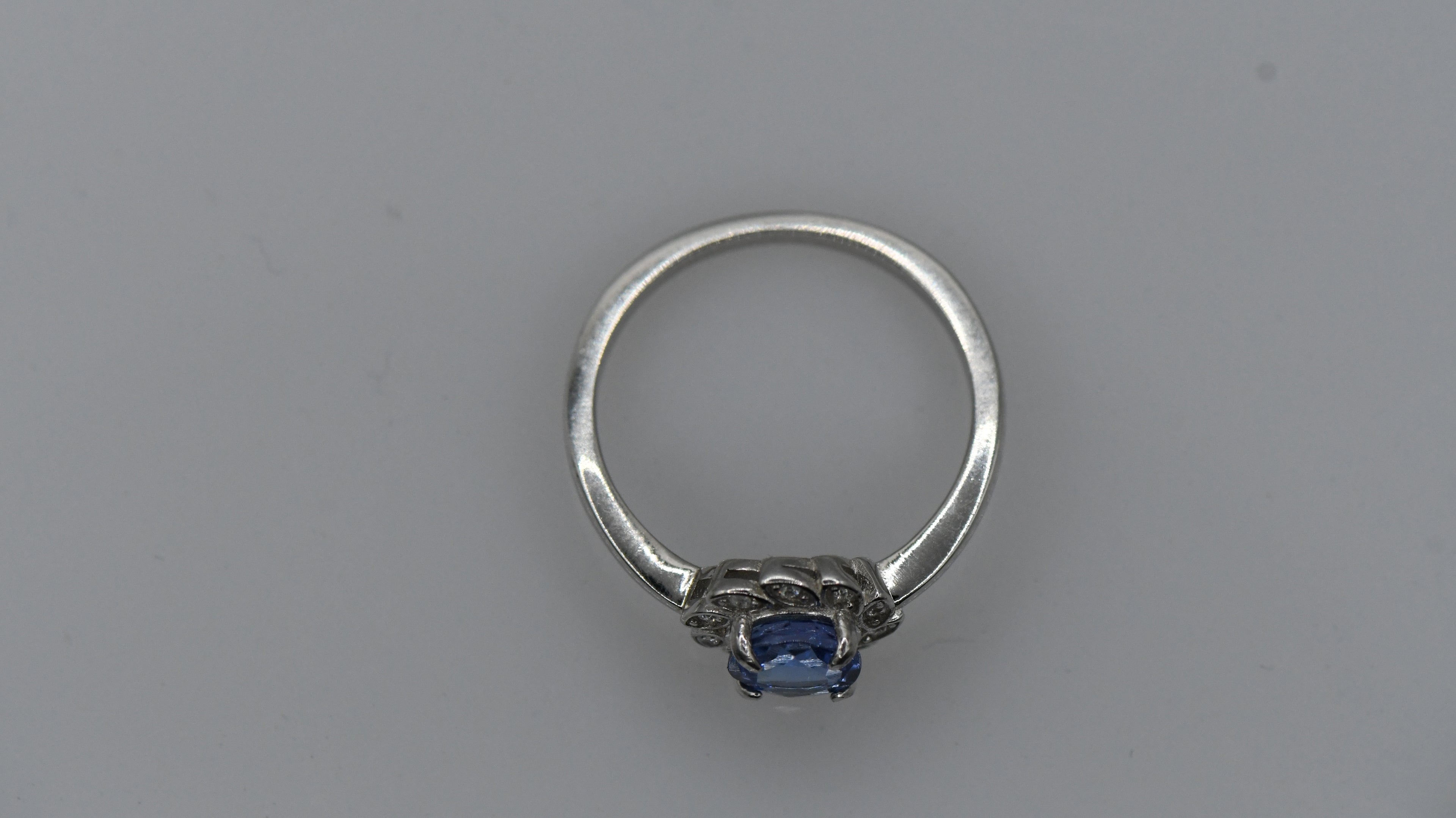 Round tanzanite silver ring